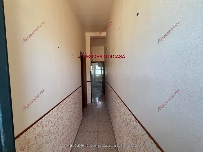 Casa quadrilocale in vendita in Lascari