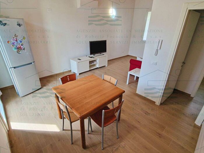 Appartamento trilocale in affitto in Viale dei Mille, Centro, Cervia