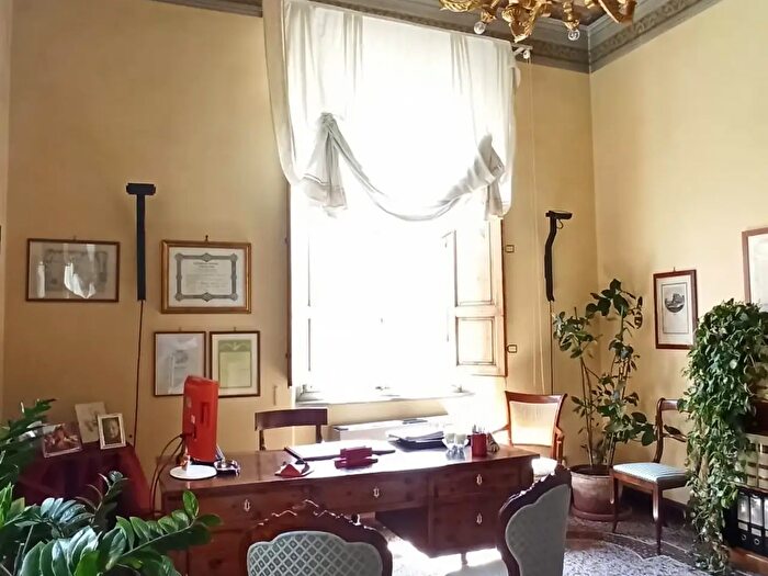 Appartamento con 5 locali in vendita in Lucca
