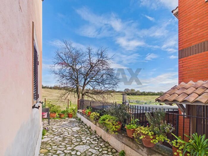 Appartamento trilocale in vendita in Via Felice Bernabei, Formello