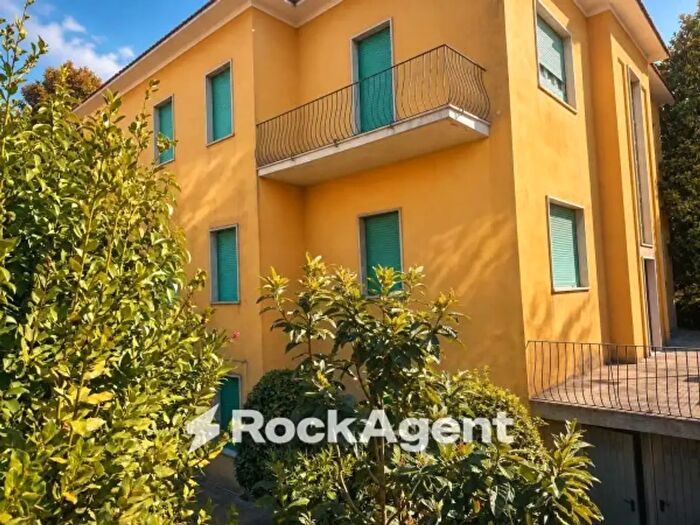 Appartamento trilocale in vendita in Via Adriatica, Francavilla Al Mare