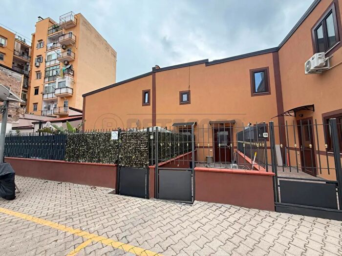 Appartamento bilocale in affitto in Via Noce, Palermo