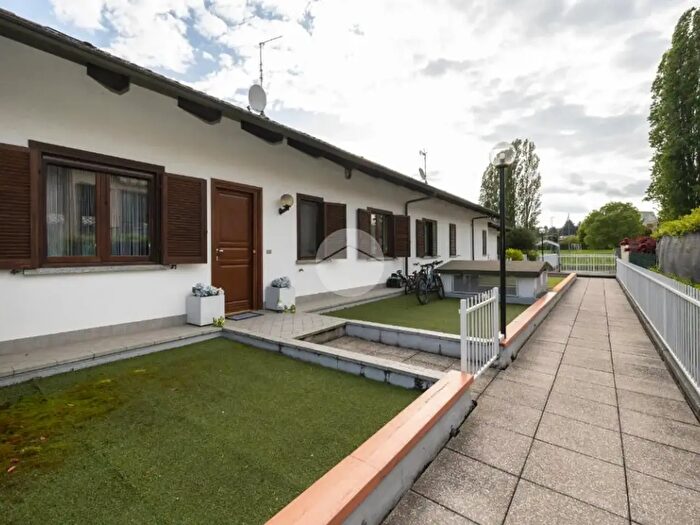 Casa con 5 locali in vendita in Via Pietre, Alpignano