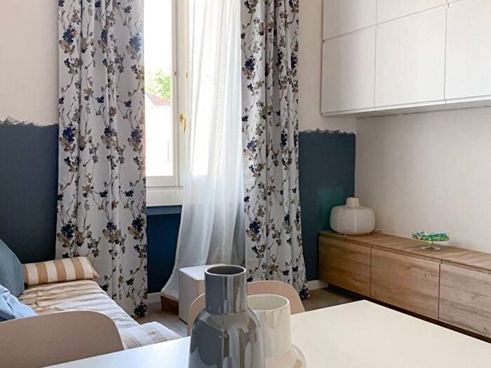 Appartamento bilocale in affitto in Via Raimondo Montecuccoli, Bande Nere, Milano