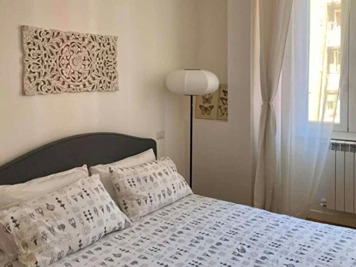 Appartamento trilocale in affitto in Via Cino da Pistoia, Ca Granda, Milano