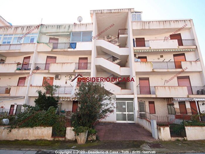 Appartamento monolocale in affitto in Via Valdemone, Finale, Pollina