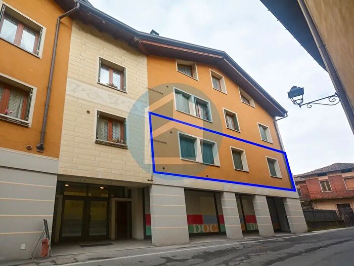 Appartamento bilocale in vendita in Via Quarteroni, Darfo Boario Terme