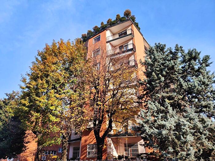 Appartamento quadrilocale in affitto in Via Bessarione, Corvetto, Milano