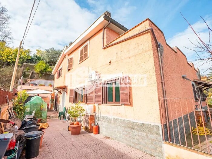 Appartamento trilocale in vendita in Fiumicino