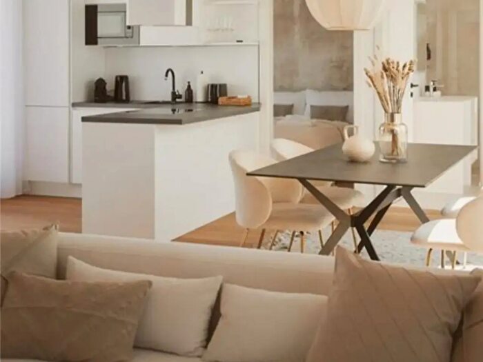 Appartamento quadrilocale in vendita in Via Gian Lorenzo Bernini, Monza