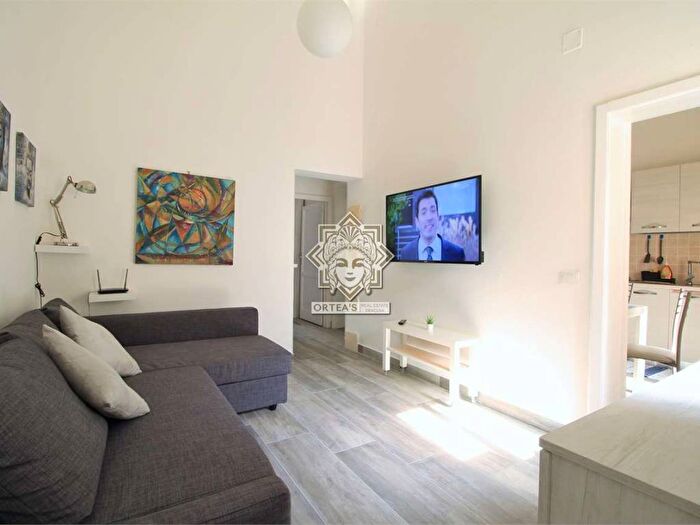 Appartamento quadrilocale in affitto in Via Montegrappa, Borgata Santa Lucia, Siracusa