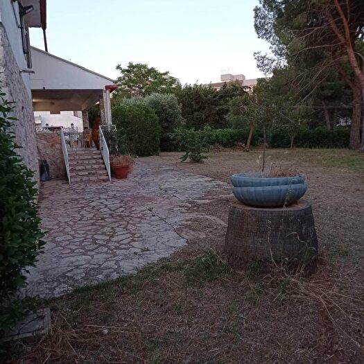 Casa con 6 locali in vendita in Statte