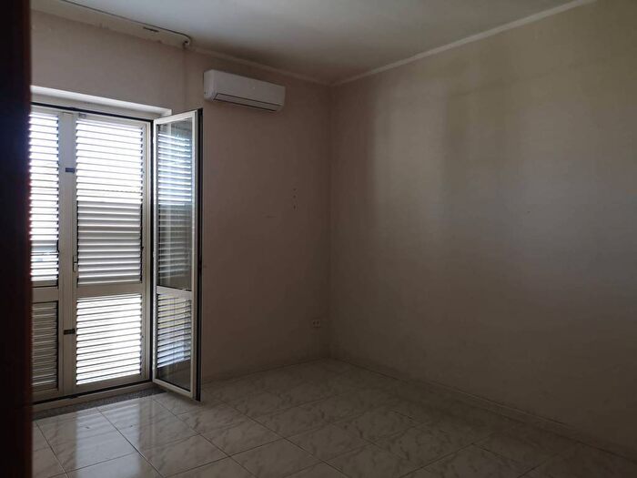 Appartamento quadrilocale in affitto in Via Cesare Battisti, Casarea, Casalnuovo di Napoli
