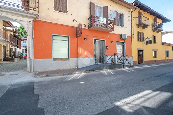 Appartamento trilocale in vendita in Via Umberto I, Piasco