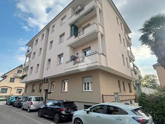 Appartamento bilocale in vendita in Via Fratelli Bronzetti, Rho