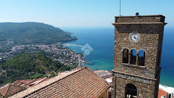 Appartamento bilocale in vendita in Via San Leonardo, Castellabate