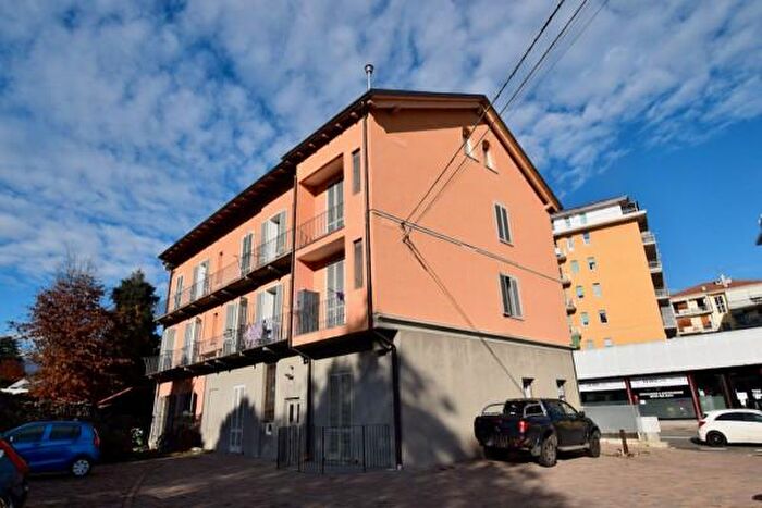 Appartamento trilocale in vendita in Via Milano, Biella