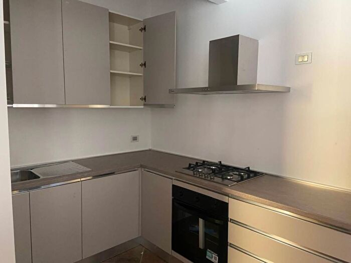 Appartamento bilocale in affitto in Via Camillo Benso di Cavour, Borghetto Santo Spirito