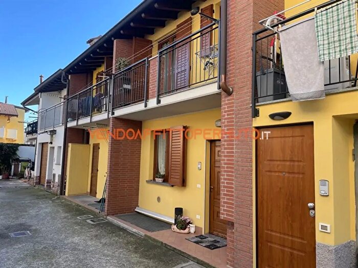 Casa trilocale in vendita in Via Balilla, Romano Di Lombardia