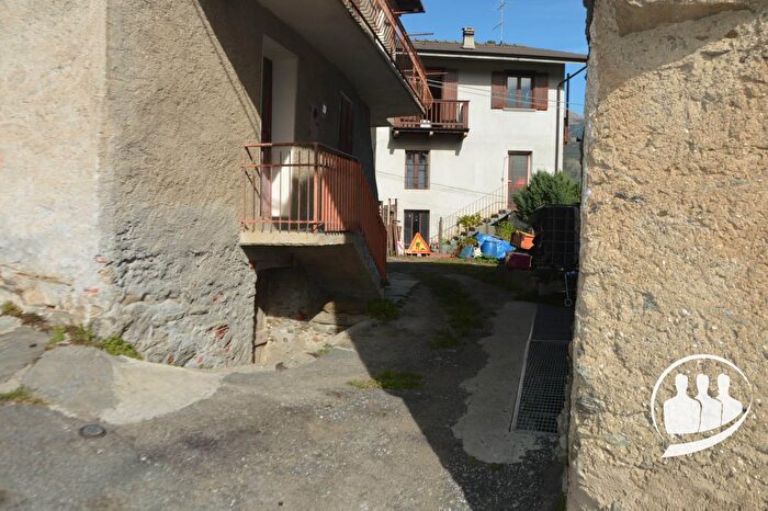 Casa trilocale in vendita in Via Rastella, Giaglione