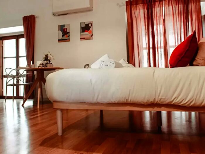 Appartamento monolocale in affitto in Via Ricasoli, Firenze