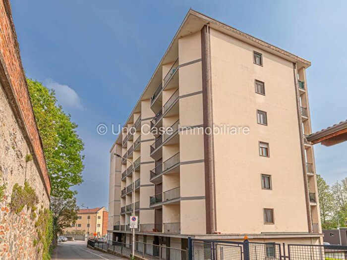 Appartamento monolocale in affitto in Via dei Cappuccini, Ivrea
