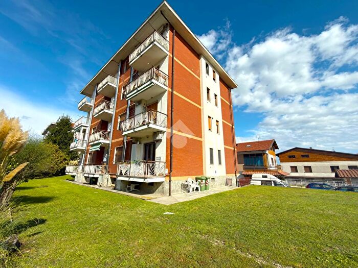 Appartamento trilocale in vendita in Via Selvaggio, Giaveno