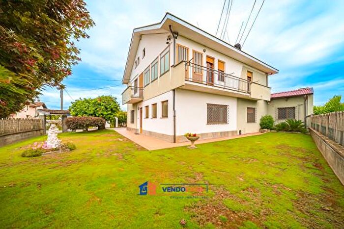 Casa con 6 locali in vendita in Via Pancalieri, Casalgrasso