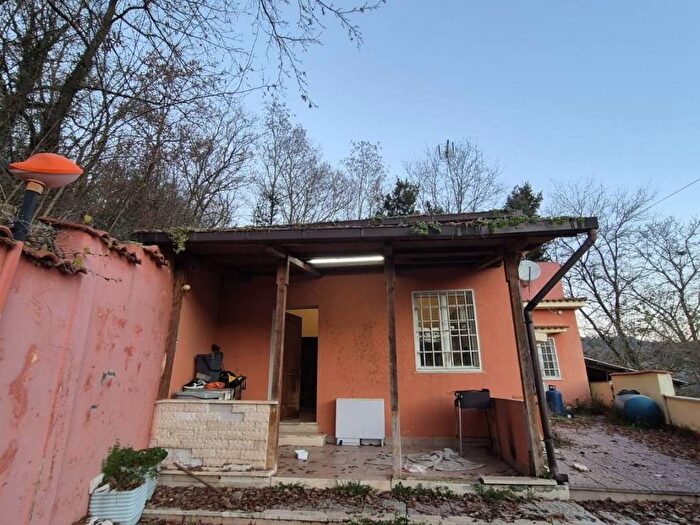 Casa trilocale in affitto in Via Monte Coste, Mentana