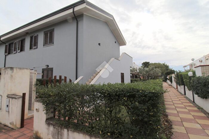 Appartamento trilocale in vendita in Villaggio Seleno, Isola Di Capo Rizzuto