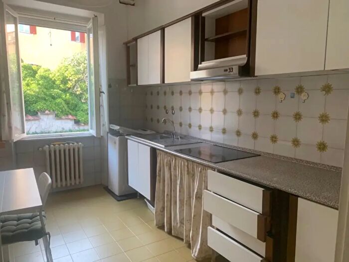 Appartamento trilocale in affitto in Livorno