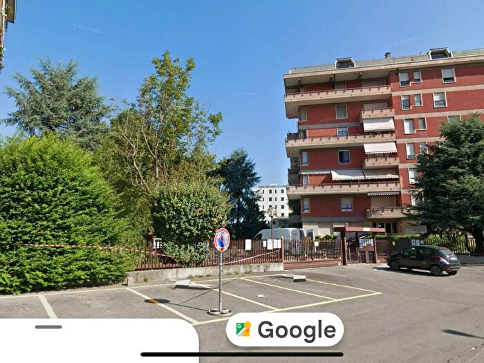 Appartamento quadrilocale in affitto in Via Capergnanica, Semicentro, Crema