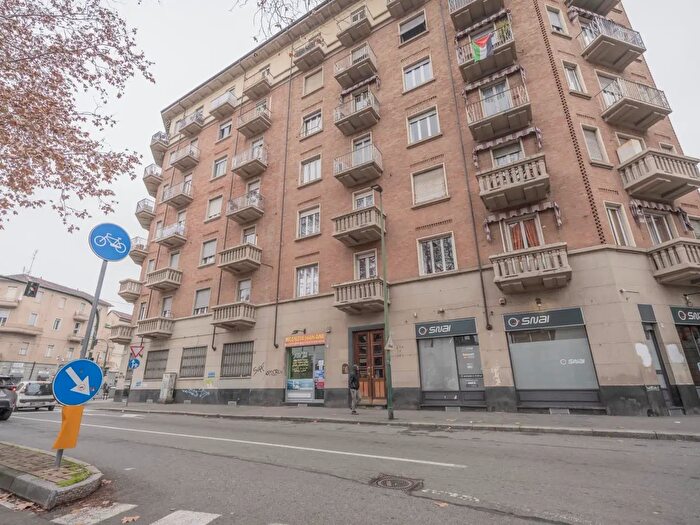 Appartamento in vendita in Corso Novara, Torino