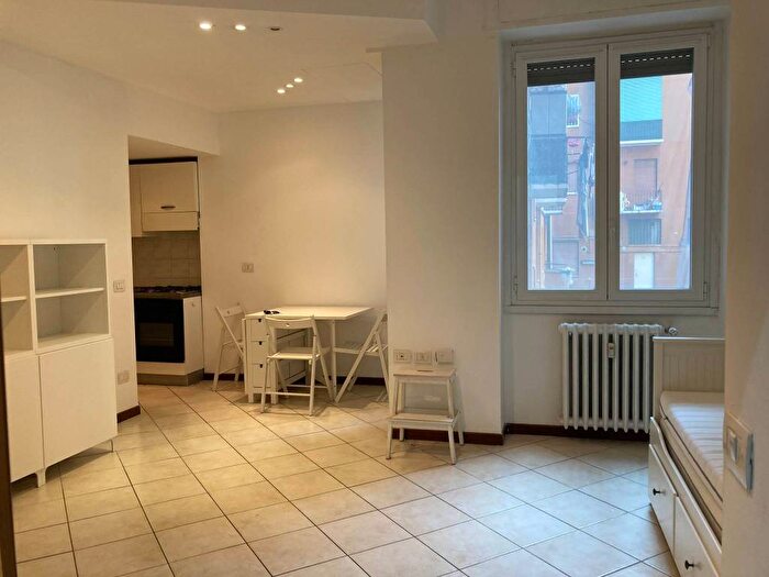 Appartamento monolocale in affitto in Via Fiuggi, Istria, Milano