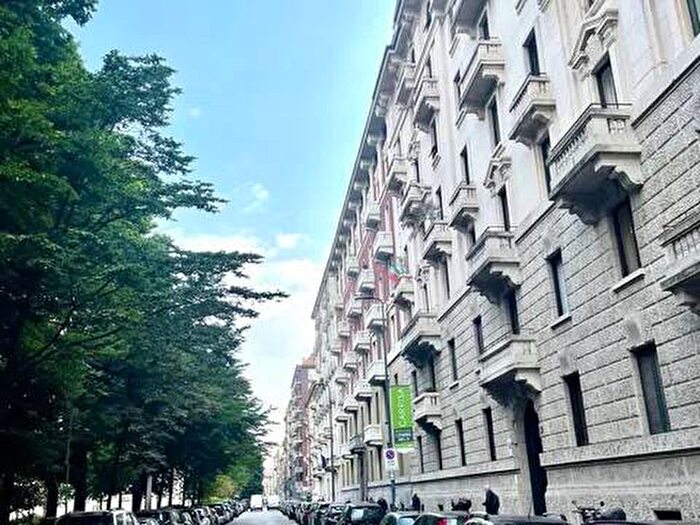 Appartamento bilocale in affitto in Via Benedetto Marcello No Number, Buenos Aires, Milano