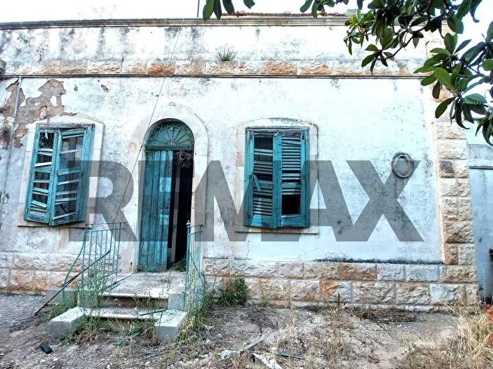 Casa quadrilocale in vendita in Castellana Grotte