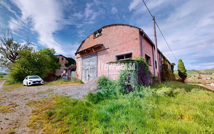 Casa con 7 locali in vendita in Via Ziribega, Valsamoggia