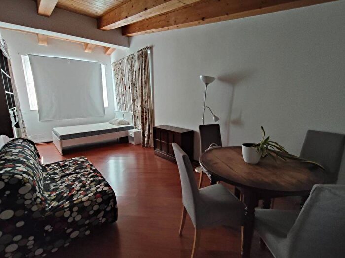 Appartamento monolocale in affitto in Via San Galdino, Cenisio, Milano
