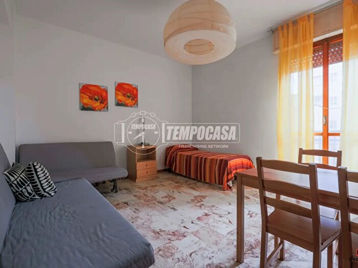 Appartamento quadrilocale in vendita in Via Marzabotto, Bologna