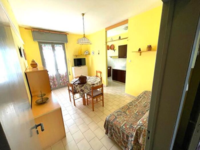 Appartamento trilocale in affitto in Viale Giovanni Pascoli, Comacchio