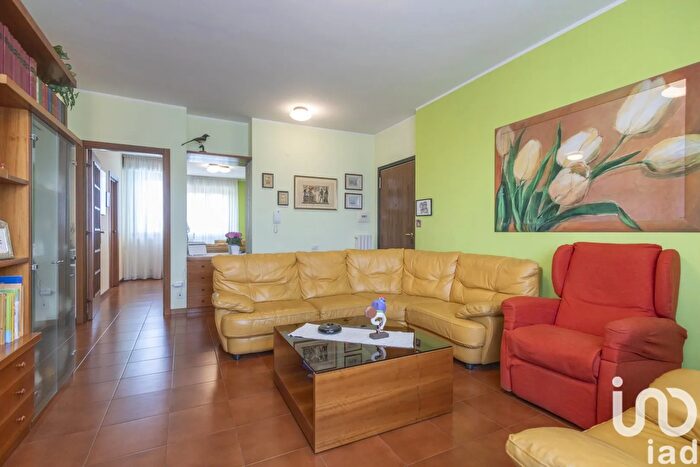 Appartamento con 8 locali in vendita in Via Gigli, Porto Recanati