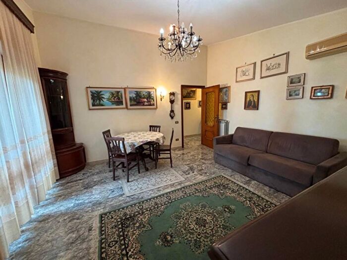 Appartamento trilocale in affitto in Via Montagna Spaccata, Centro, Rocca Priora