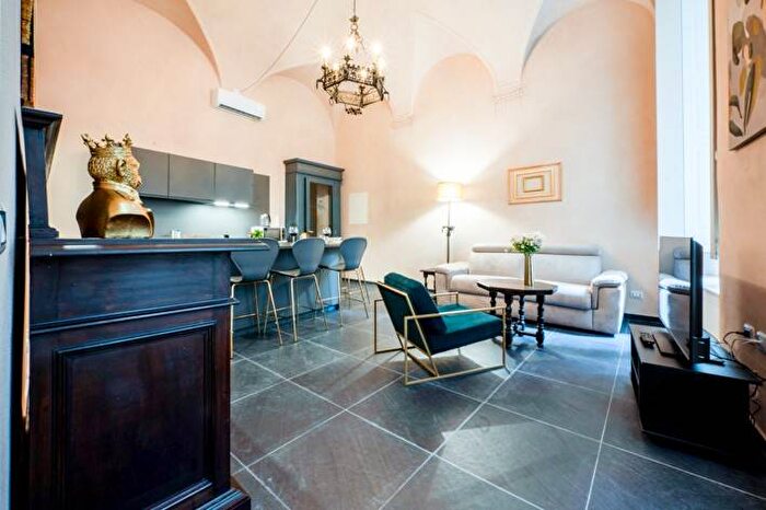 Appartamento bilocale in affitto in Via Luccoli, Maddalena, Genova