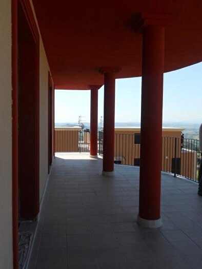 Casa con 6 locali in vendita in Offida