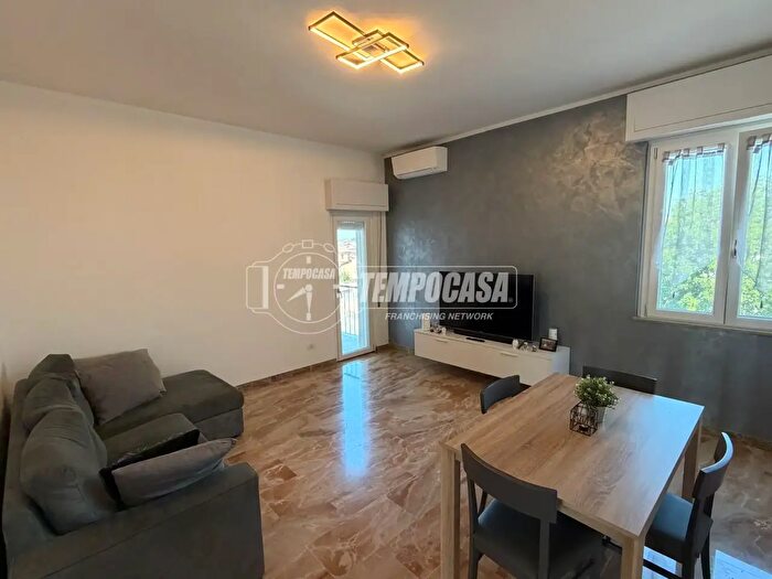 Appartamento trilocale in vendita in Via Malvicino, Castel San Giovanni