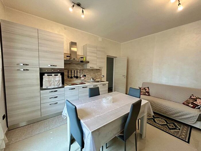 Appartamento in affitto in Via primavera, Centro, Pescantina