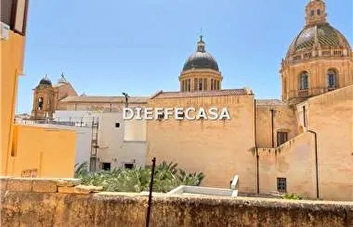 Casa quadrilocale in affitto in Via XI Maggio Marsala Tp, Marsala