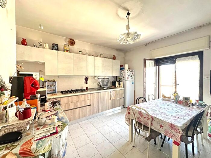 Appartamento trilocale in vendita in Traversa Garella, Scafati