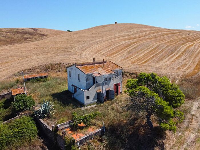 Casa bilocale in vendita in Località Farnesiana, Tarquinia