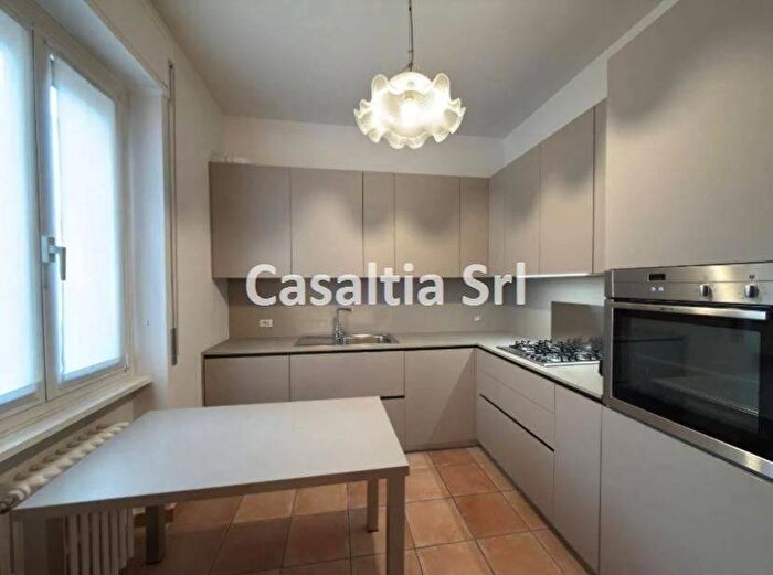 Appartamento trilocale in affitto in via guglielmo silva, Monte Rosa Lotto, Milano